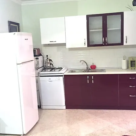 アパート Gumbet Apartment